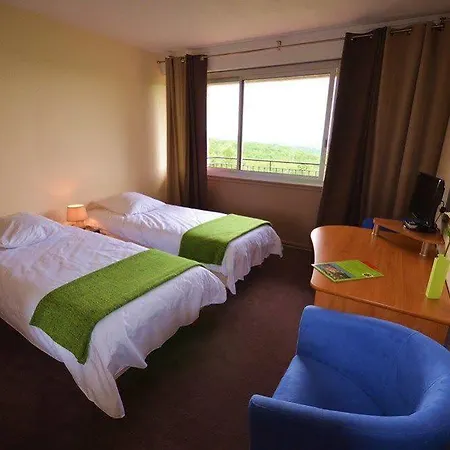 Le Bois D'imbert Hotel *